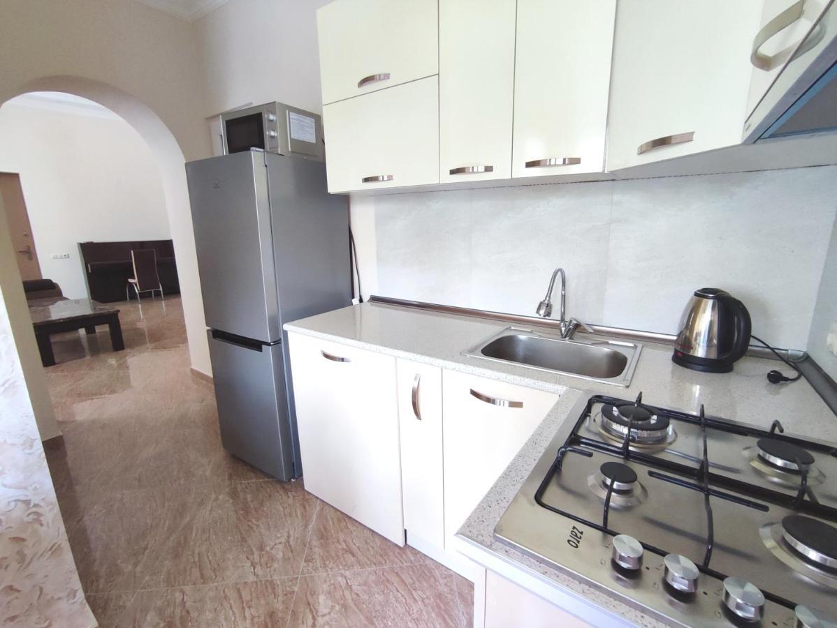G&L Apartments Tbilisi Luaran gambar