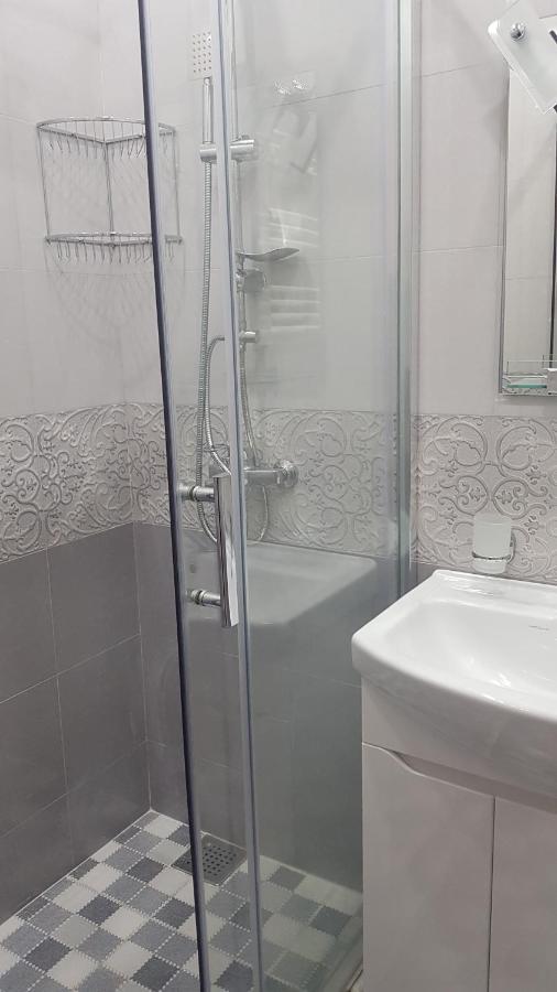 G&L Apartments Tbilisi Luaran gambar